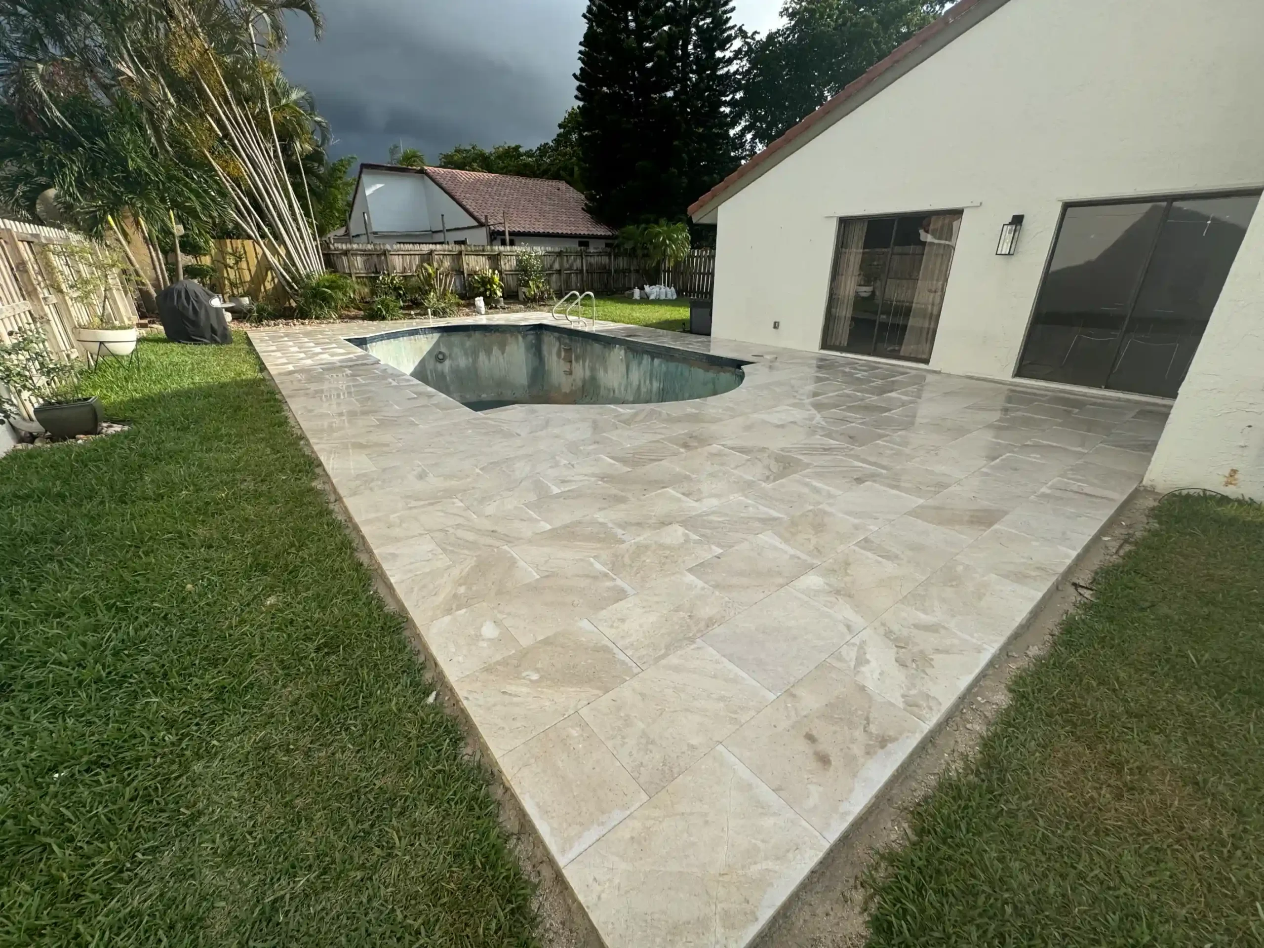Pool deck travertine installation – paver contractors
